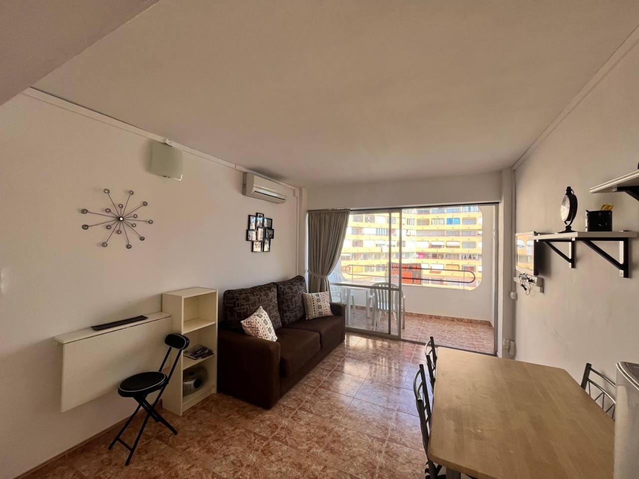 Estudio Con Tres Piscinas Comunitarias Y Pista De Tenis 로지즈 외부 사진