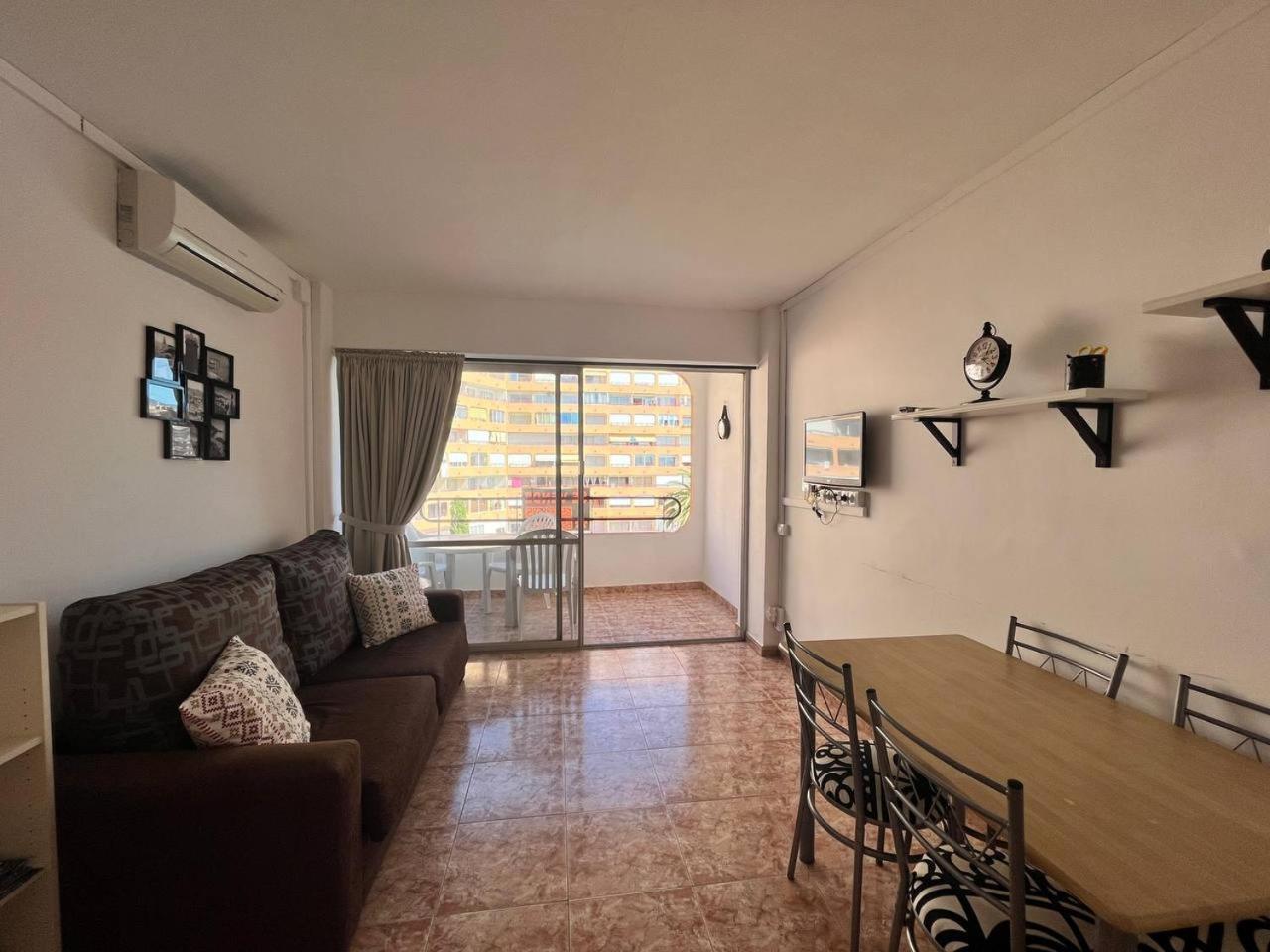 Estudio Con Tres Piscinas Comunitarias Y Pista De Tenis 로지즈 외부 사진